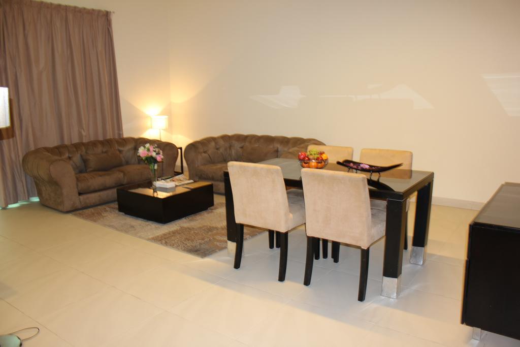Royal Ascot Hotel Apartment - Kirklees 2 Ντουμπάι Εξωτερικό φωτογραφία