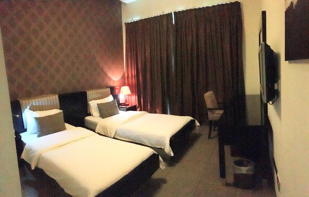 Royal Ascot Hotel Apartment - Kirklees 2 Ντουμπάι Εξωτερικό φωτογραφία
