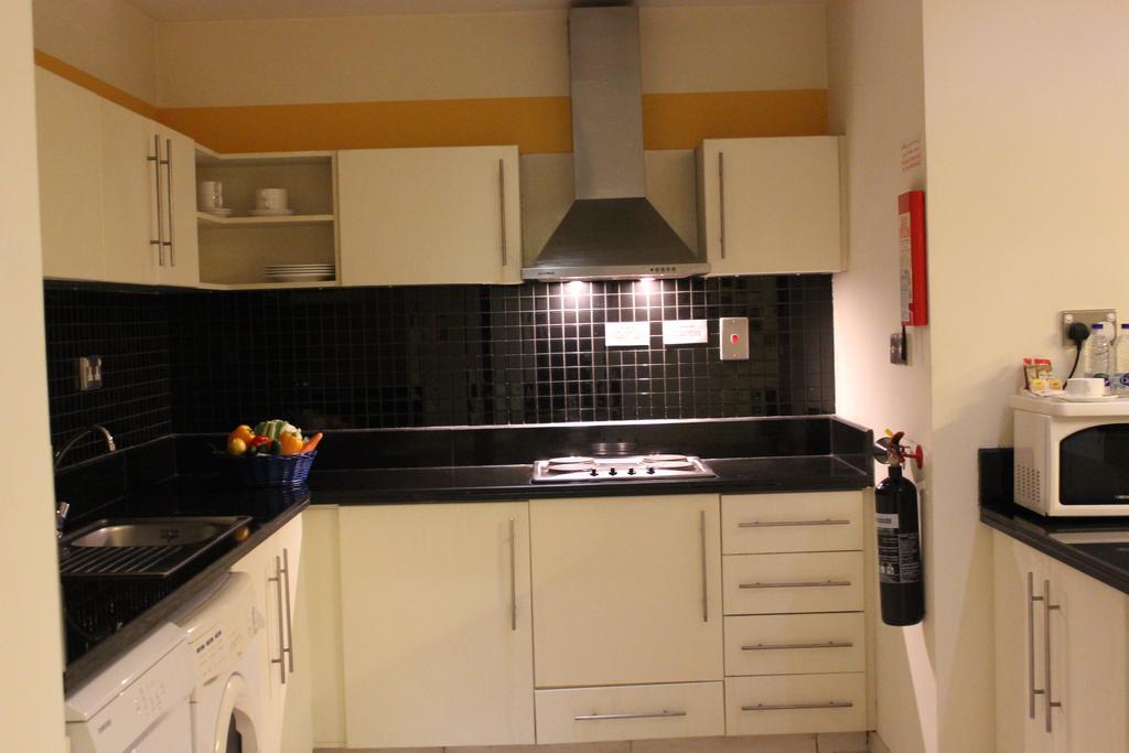 Royal Ascot Hotel Apartment - Kirklees 2 Ντουμπάι Εξωτερικό φωτογραφία