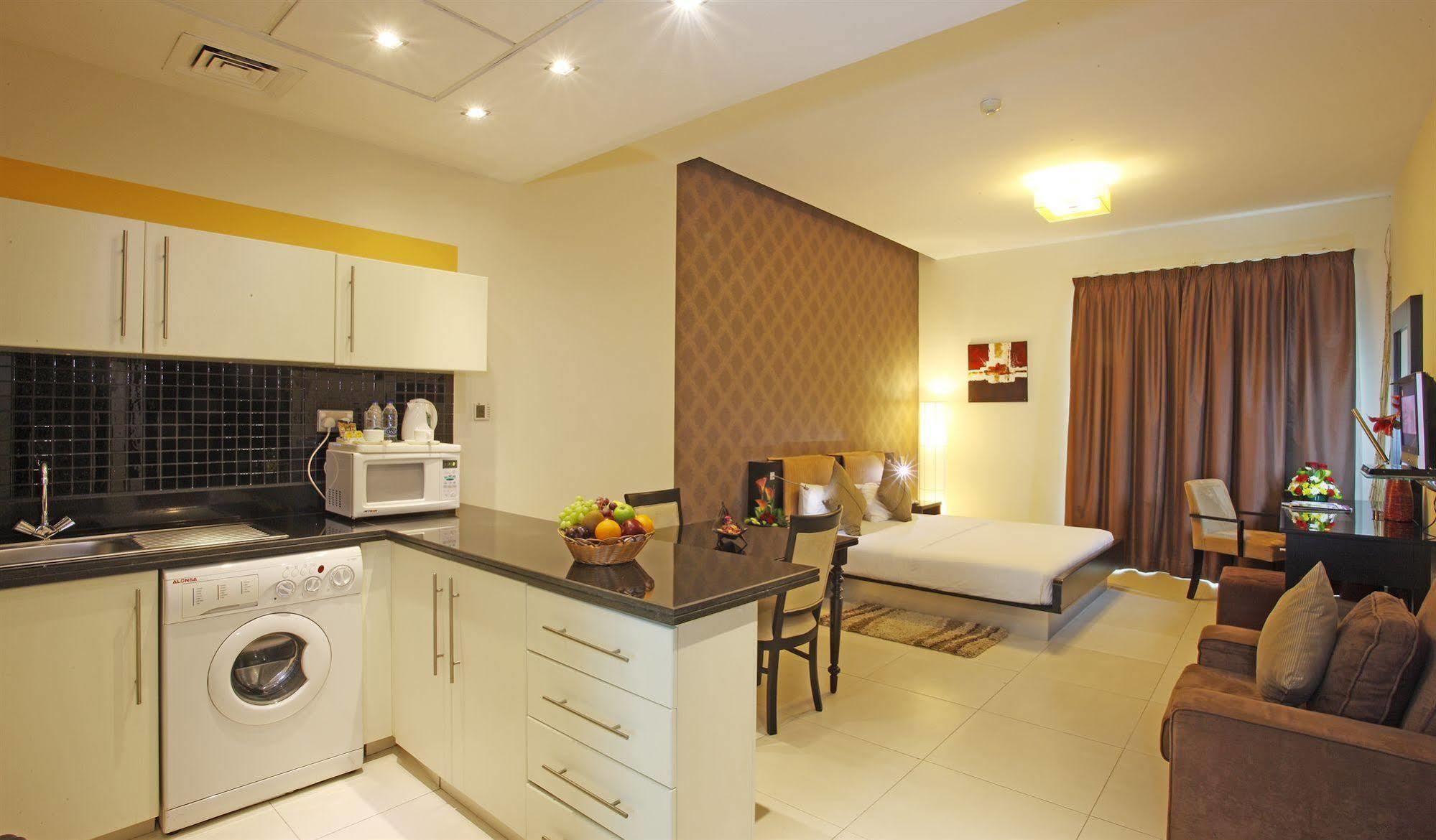 Royal Ascot Hotel Apartment - Kirklees 2 Ντουμπάι Εξωτερικό φωτογραφία